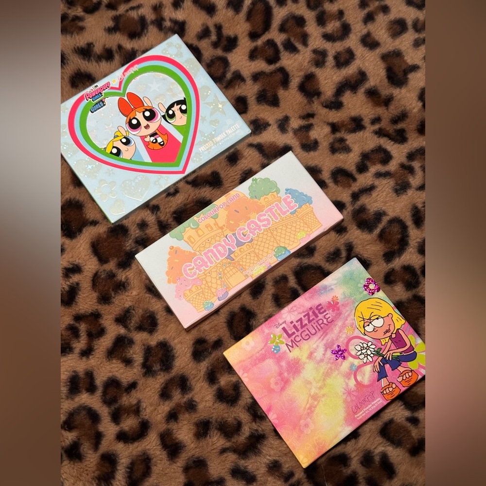 LE ColourPop Nostalgia Eyeshadow Palette Bundle!